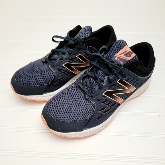 New Balance Response Running Shoes - Picture 3 of 9